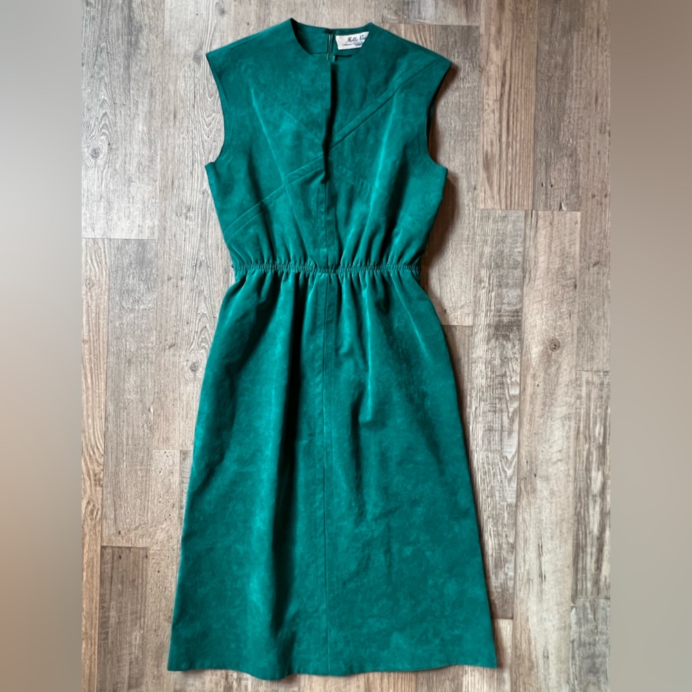 70’s Vintage Mollie Parnis Ultrasuede Green Dress